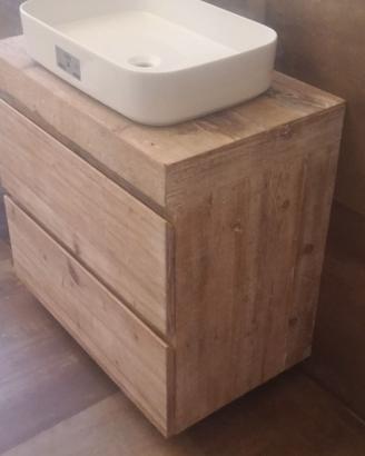 bagno in legno vecchio sospeso 2 cassettoni