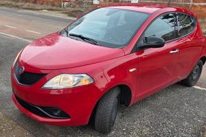 Lancia Ypsilon Hybrid 2020