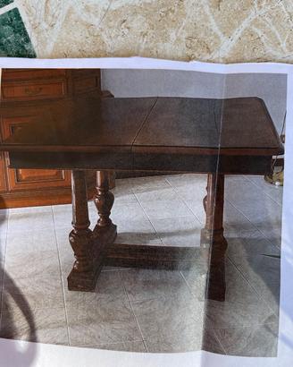 Tavolo in legno antico