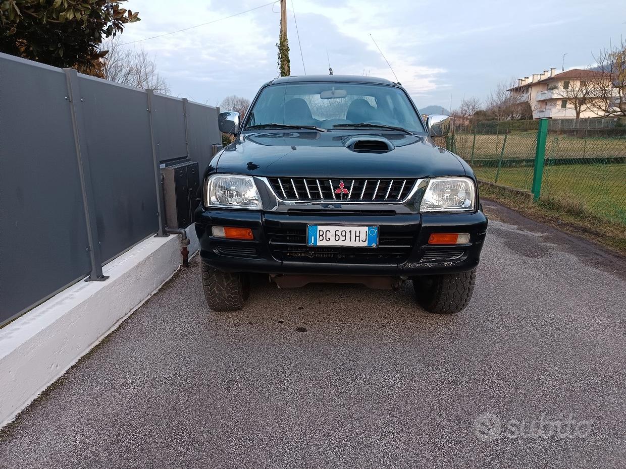 MITSUBISHI L200