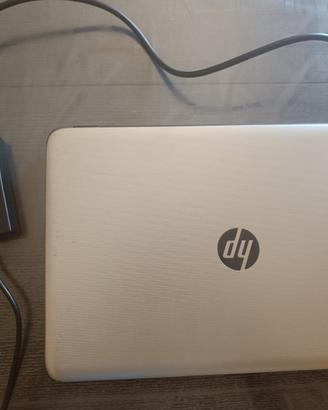 HP Notebook i5 8 GB RAM SSD 500 GB Samsung Radeon