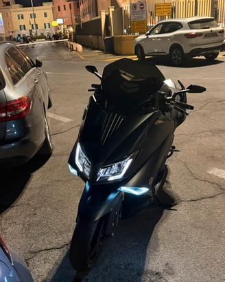 Yamaha tmax 530