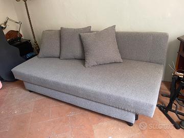 Divano letto Ikea