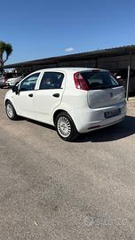 Fiat Punto 1.3 MJT II 75 CV 5 porte