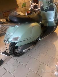 Piaggio Vespa 250 GTS - 2004