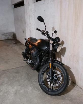 Moto Guzzi V7 III stone 2019