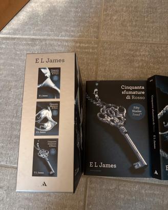 Libri cofanetto trilogia 50 sfumature