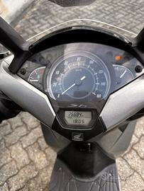 Scooter honda 150 sh