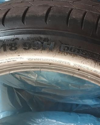 Gomme estive Kumho 215/55 R18 - nuove