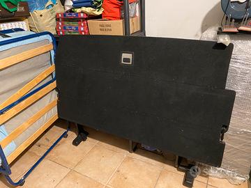 Tavolo, divisore, cappelliera bagagliaio Classe V