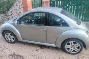 Volkswagen new beetle maggiolino