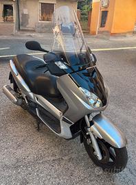 Xmax 250