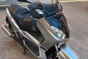 Xmax 250