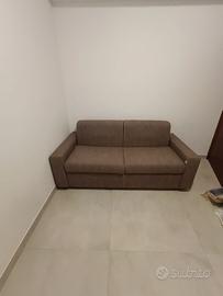 DIVANO LETTO IN ECOPELLE