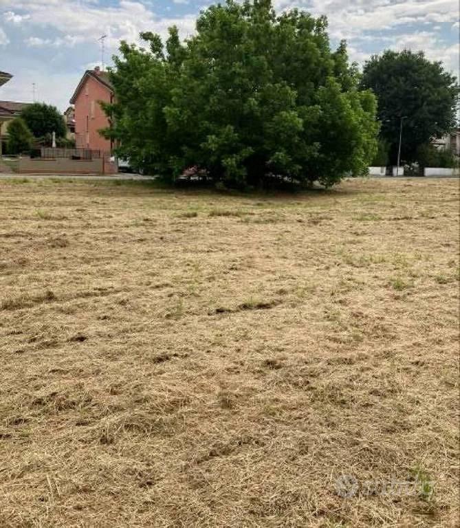 Immobile in asta di 850 m² a Curtatone - Vista 3
