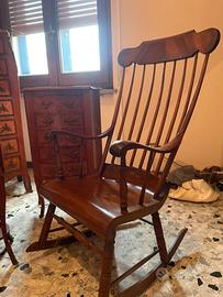 Sedia a Dondolo fatta a mano dei primi del ‘900