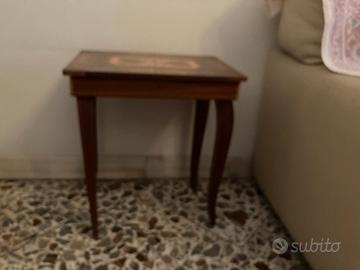 Tavolino con Carillon