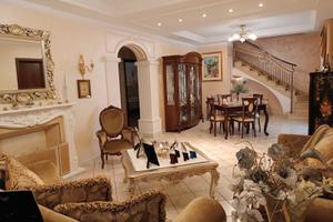 Appartamento semi indipendente Acireale centro