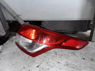 STOP FANALE POSTERIORE A LED DESTRO FORD Kuga Seri