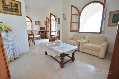 Villa indipendente Villaggio delle Rose