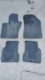 TAPPETINI AUTO SU MISURA