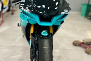 Yamaha R1 pista