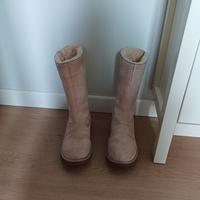 UGG modello stivaletto rosa