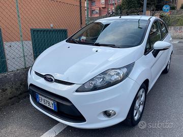 Ford fiesta benzina gpl