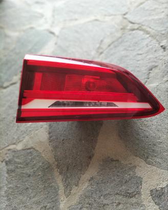 fanalino posteriore parte interna BMW X1 2019