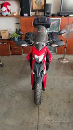 Ducati Hyperstrada 821