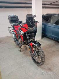 AFRICA TWIN 1100 MANUALE 2023