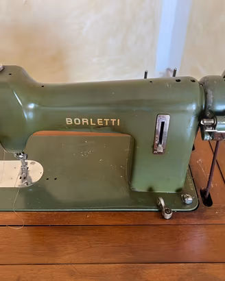 Macchina da cucire Borletti