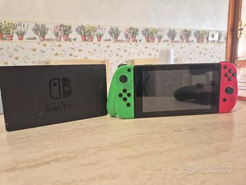 Nintendo Switch + 14 giochi fisici + 2 Pro Control