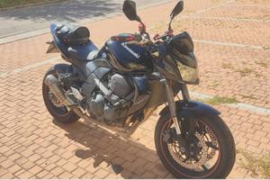 kawasaki Z750
