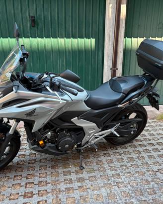 MOTO HONDA NC750XA