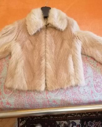 pelliccia di visone corta