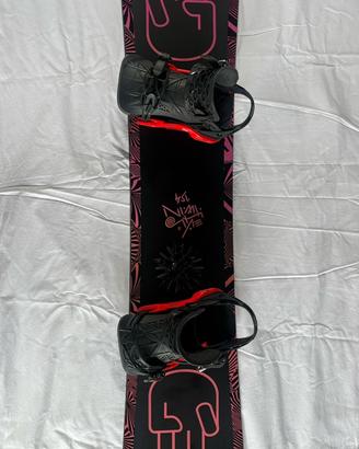 SNOWBOARD  BATALEON COMPLETO DI ATTACCHI