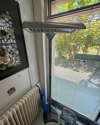 Lampada da terra ufficio