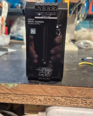 Alimentatore Omron