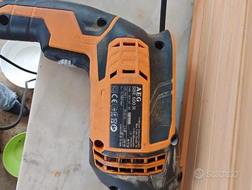 trapano a percussione  A.E.G. SBE 600R