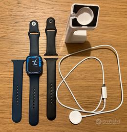 📱 Apple Watch Series 7 – 45 mm – GPS – Blu
