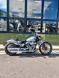 Harley-Davidson Softail Breakout - 2023