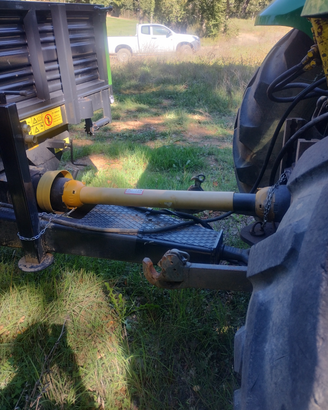 New Holland TL 100 e rimorchio