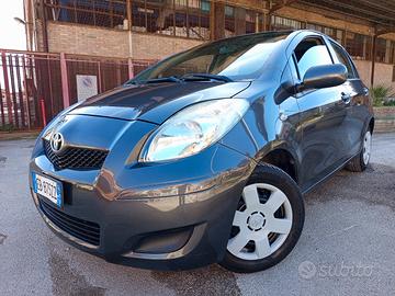 Yaris anno 2011 1.1 benzina GPL revisionatperfetta