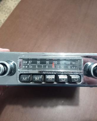 Autoradio Sanyo primi anni 70