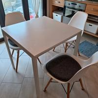 tavolo quadrato bianco