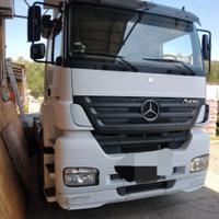 Trattore stradale mercedes