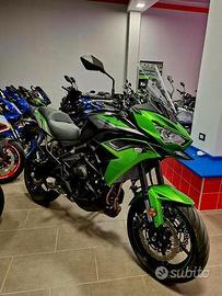 Kawasaki Versys 650 - 2024 KM 2000 PARI A NUOVO