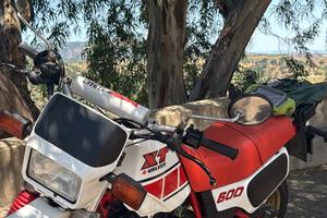 moto enduro xt 600