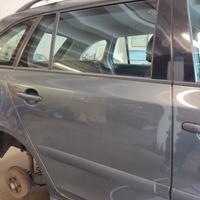 Porta posteriore dx SKODA FABIA del 2009